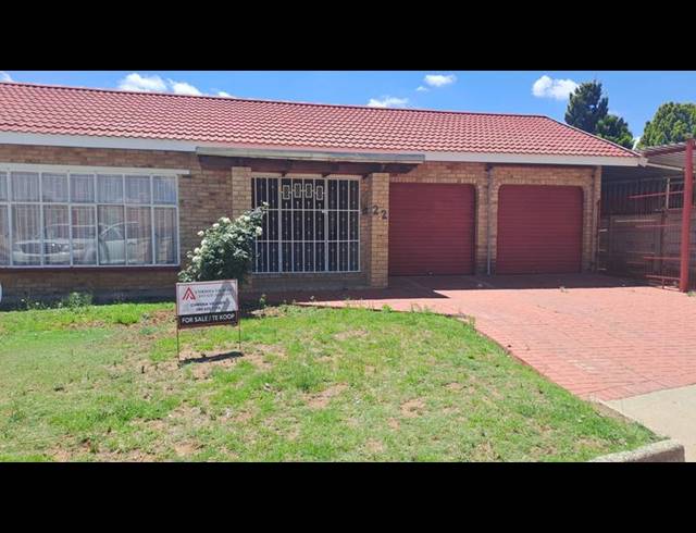 3 BEDROOM HOUSE FOR SALE IN MEYERHOF